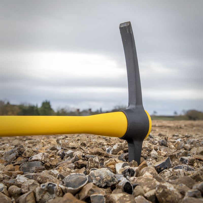 Sealey Premier Railroad Pick Axe with Fibreglass Handle SR704