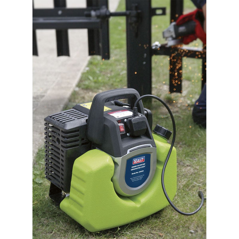 Sealey 1000W Inverter Generator 2-Stroke Engine 230V G1000I