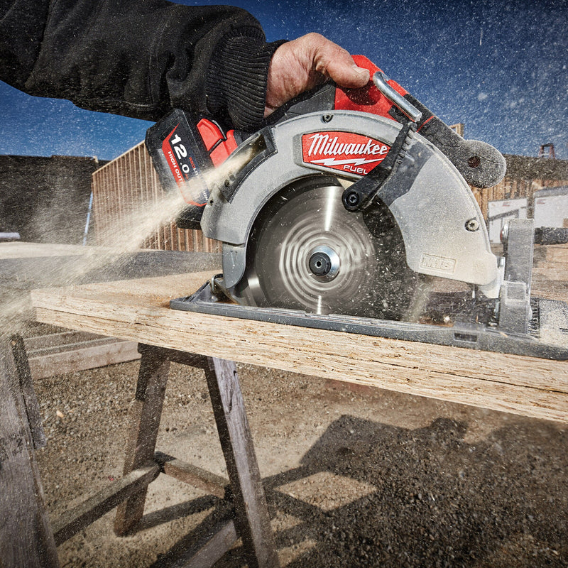 Milwaukee Milwaukee M18FCS66-121C 4933464587 M18 Fuel Circular Saw 190mm (1 x 12.0Ah Battery) 4933464587