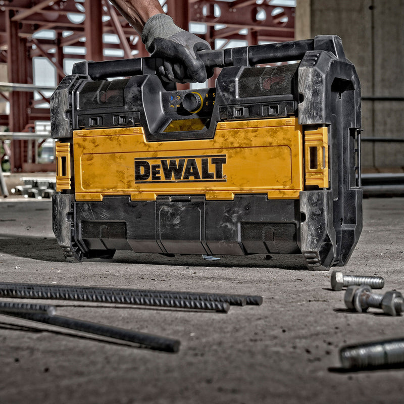 Dewalt Dewalt DWST1-75663 Toughsystem Radio DAB+ with 6 Speakers, Bluetooth and USB DWST1-75663-GB