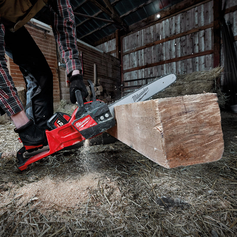 Milwaukee Milwaukee M18 FCHS FUEL Cordless Chainsaw 40cm (1 x 12.0Ah Battery) 4933464224