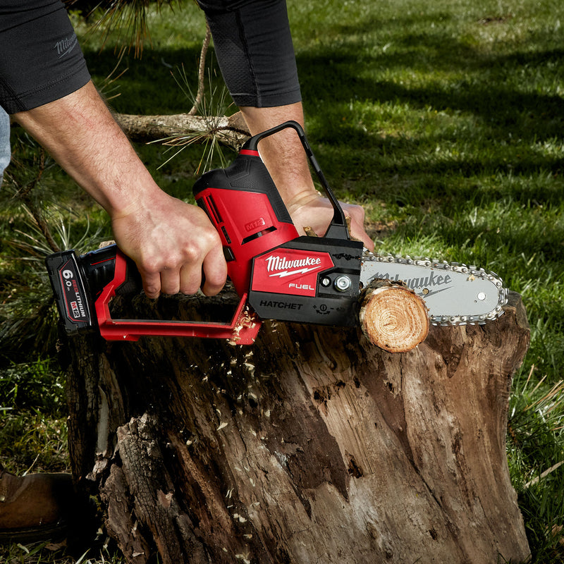 Milwaukee Milwaukee M12 FHS-602X FUEL Hatchet Pruning Saw (2 x 6.0Ah Batteries) 4933472213