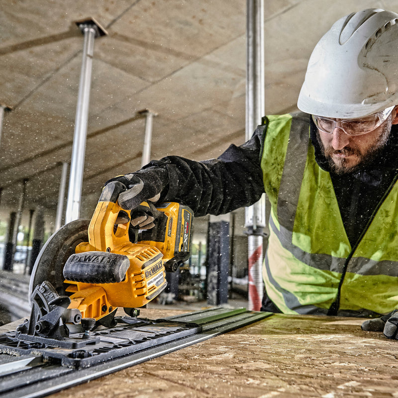 Dewalt Dewalt DCS579T2 54V XR FlexVolt 190mm Brushless Circular Saw (2 x 6.0Ah Batteries) DCS579T2-GB