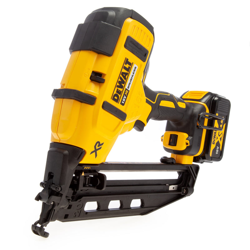 Dewalt Dewalt DCN660M1 18V XR Brushless 2nd Fix Nailer 16Ga (1 x 4.0Ah Battery) in TSTAK Box DCN660M1