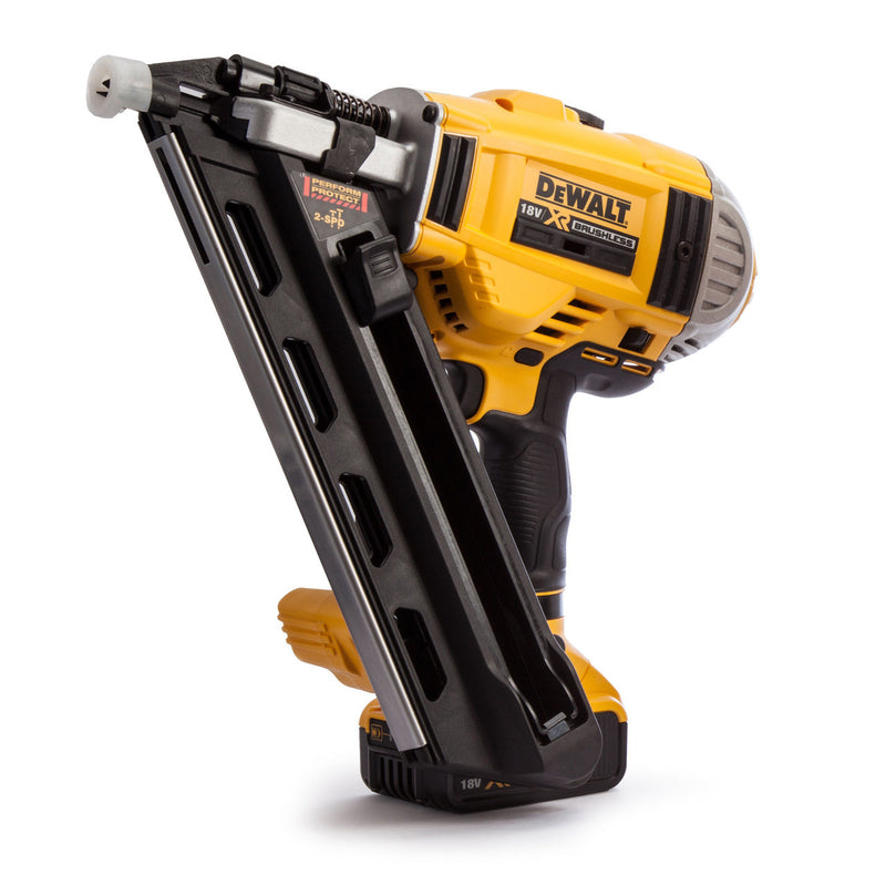 Dewalt Dewalt DCK264P2T 18V XR Framing & Finishing Nailer (2 x 5.0Ah Batteries) in TSTAK Rolling Case DCK264P2T