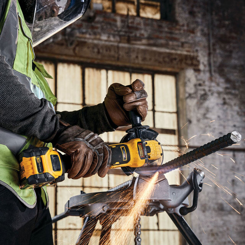 Dewalt Dewalt DCG409H2T 18V XR 5 inch/125mm Brushless Angle Grinder (2 x 5.0Ah Powerstack Batteries) DCG409H2T-GB